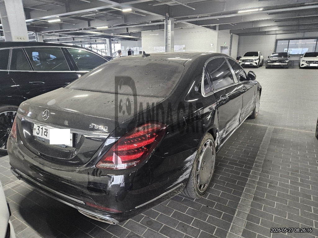 2017 Mercedes-Benz Mercedes-Maybach S500 4Matic, photograph 2