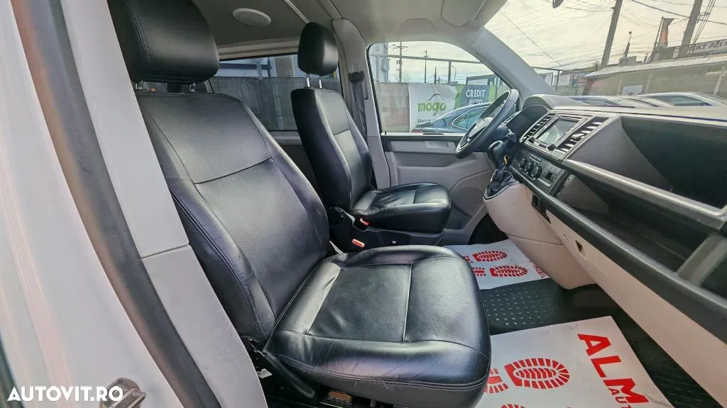 2018 Volkswagen Transporter, photograph 8