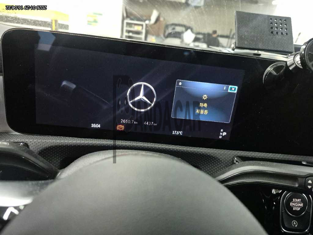 2024 Mercedes-Benz CLA 250 4MATIC, photograph 3