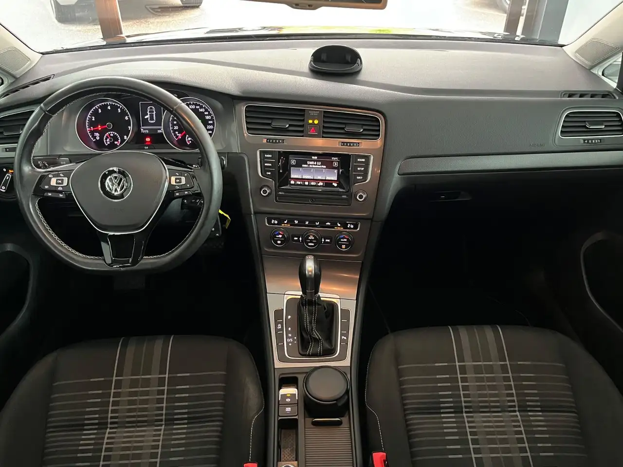 2015 Volkswagen Golf VII Lim. Lounge BMT 72.000KM PDC SZH KLIMA, photograph 10