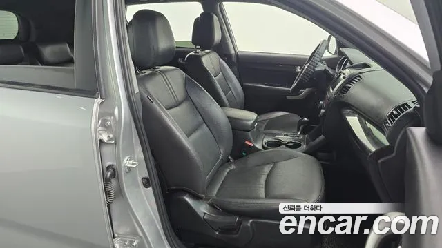 2012 Kia Sorento Diesel 2.0 2WD TLX, photograph 11