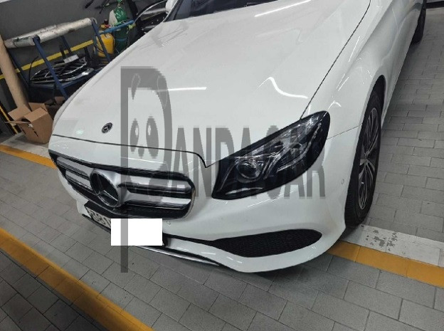 2020 Mercedes-Benz E220 d, photograph 4