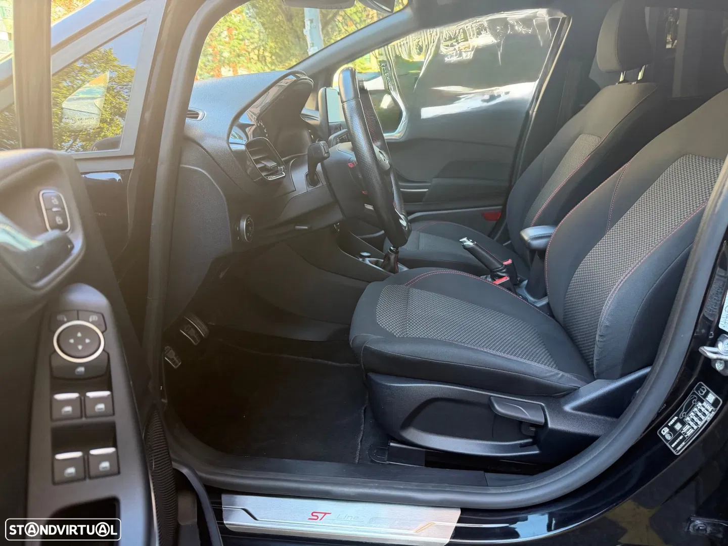 2021 Ford Fiesta 1.0 EcoBoost S&S ST-LINE, photograph 9