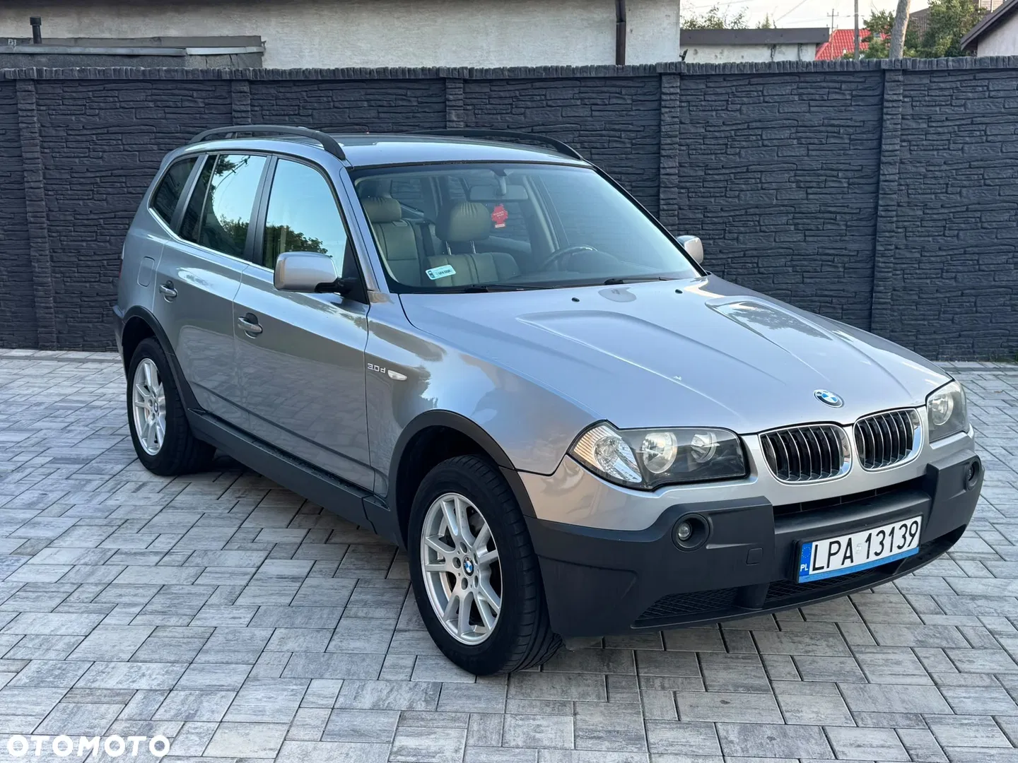 2005 BMW X3, photograph 1