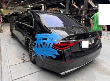 2021 Mercedes-Benz S580 4MATIC, photograph 2