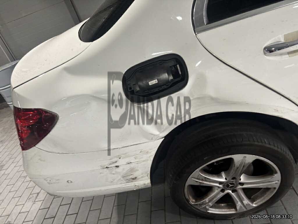 2018 Mercedes-Benz E200, photograph 4