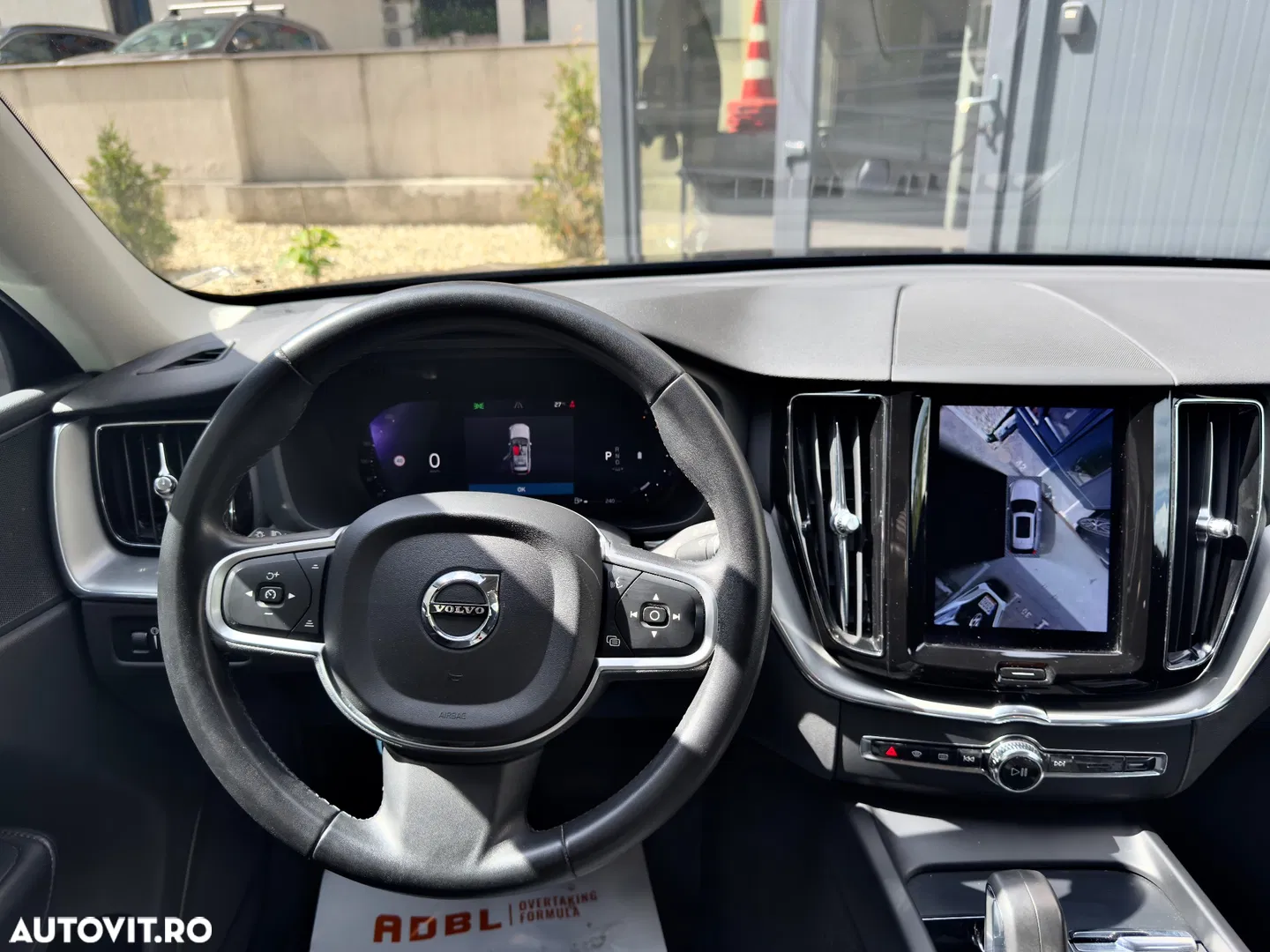 2022 Volvo XC 60 B4 MHEV AT AWD Plus Dark, photograph 6