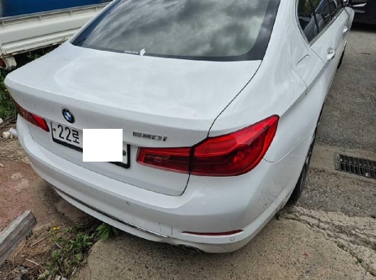2018 BMW 520i, photograph 3