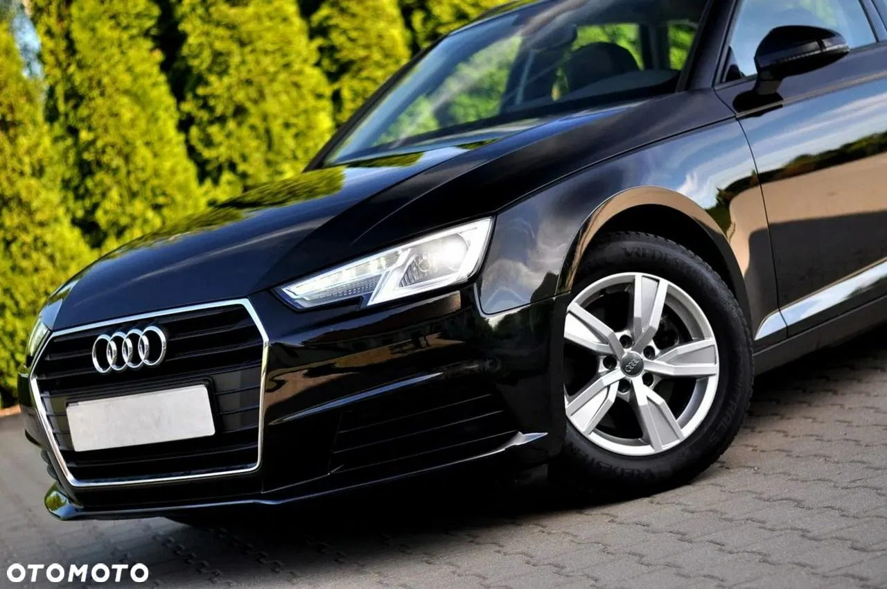 2017 Audi A4 Avant 2.0 TDI Design, photograph 8