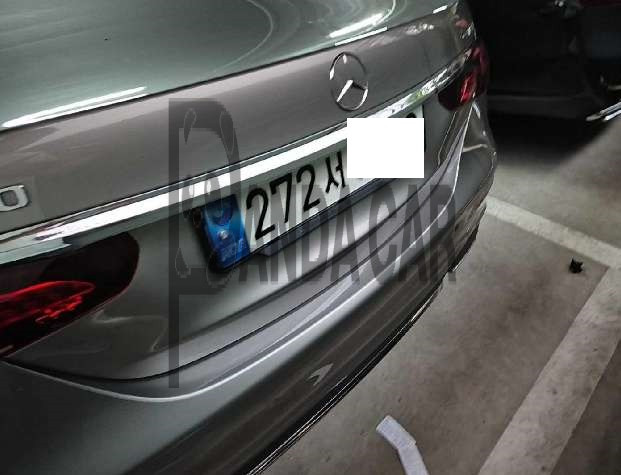2022 Mercedes-Benz E350 4MATIC, photograph 1