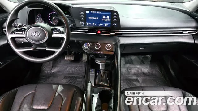 2022 Hyundai AVANTE 1.6, photograph 2
