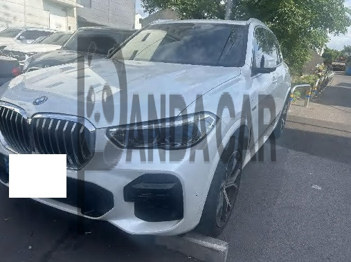 2022 BMW X5 xDrive45e iPerformance, photograph 1