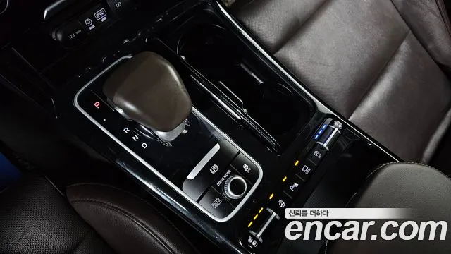 2018 Kia Stinger 2.0 Turbo 2WD, photograph 3