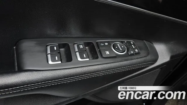 Kia Sorento Diesel 2.0 2WD — photo 1 of 34