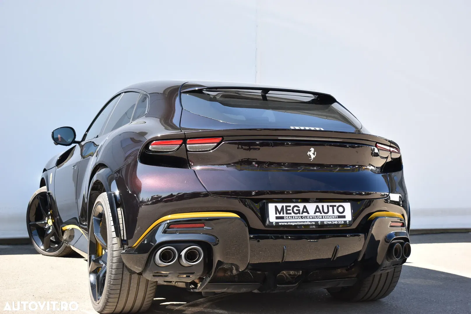 2025 Ferrari Purosangue, photograph 4