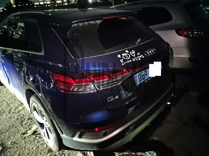 2023 Audi Q4 40 e-tron, photograph 3
