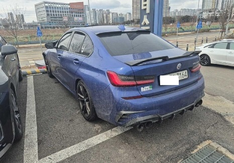 2019 BMW 330i M Sport Package, photograph 4