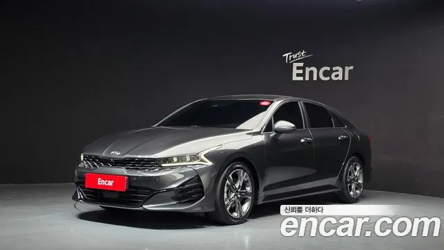 Kia K5 2.0 — photo 1 of 34