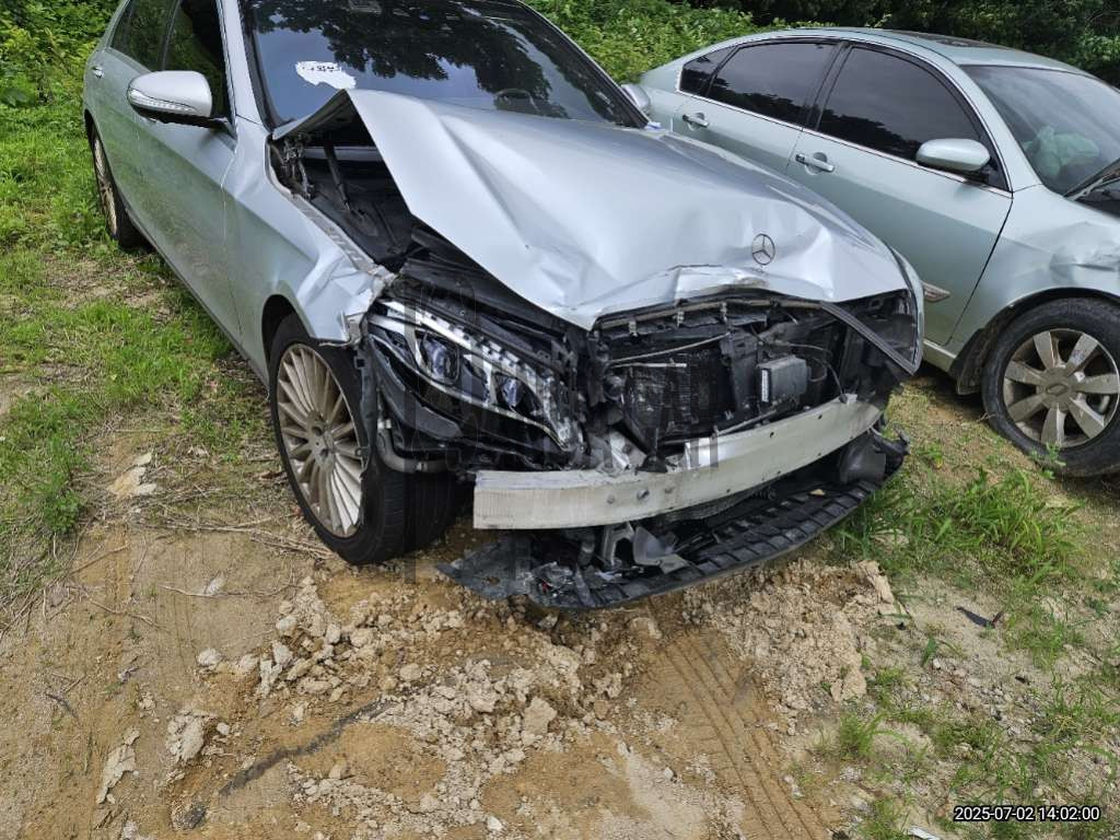 2017 Mercedes-Benz S350 d L, photograph 2