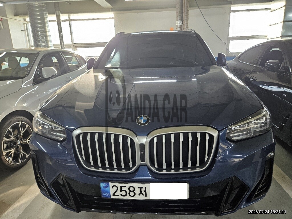2023 BMW X3 xDrive20i, photograph 1