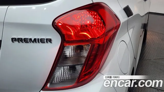 2019 ChevroletGMDaewoo Spark Premier, photograph 9