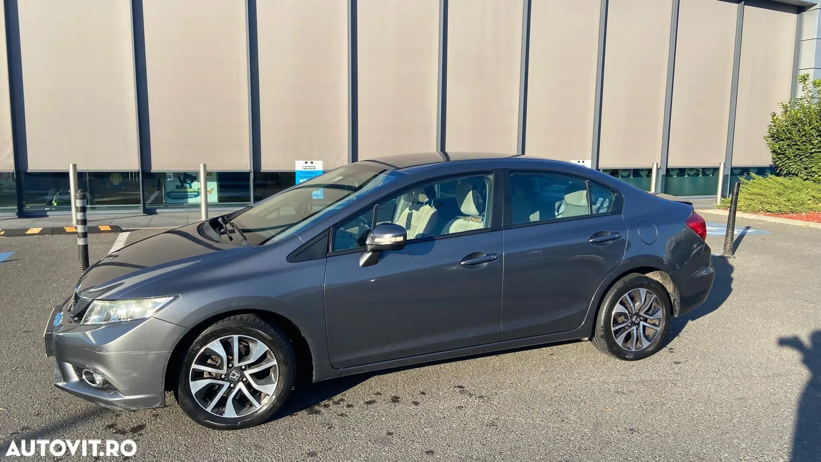2015 Honda Civic 1.8 i-VTEC MT Executive, photograph 4
