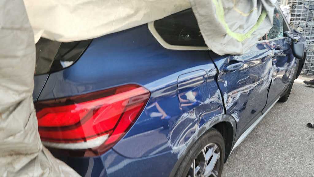 2021 BMW X1 xDrive20i, photograph 3