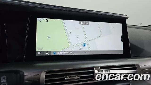 2024 Hyundai Nexo Premium, photograph 2