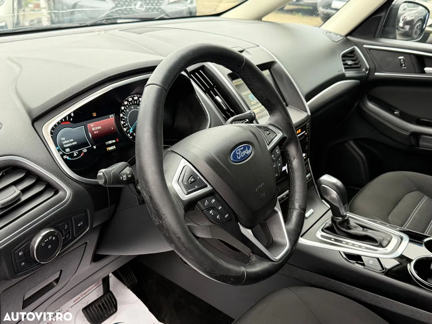 2015 Ford Galaxy 2.0 TDCi Powershift Titanium, photograph 5