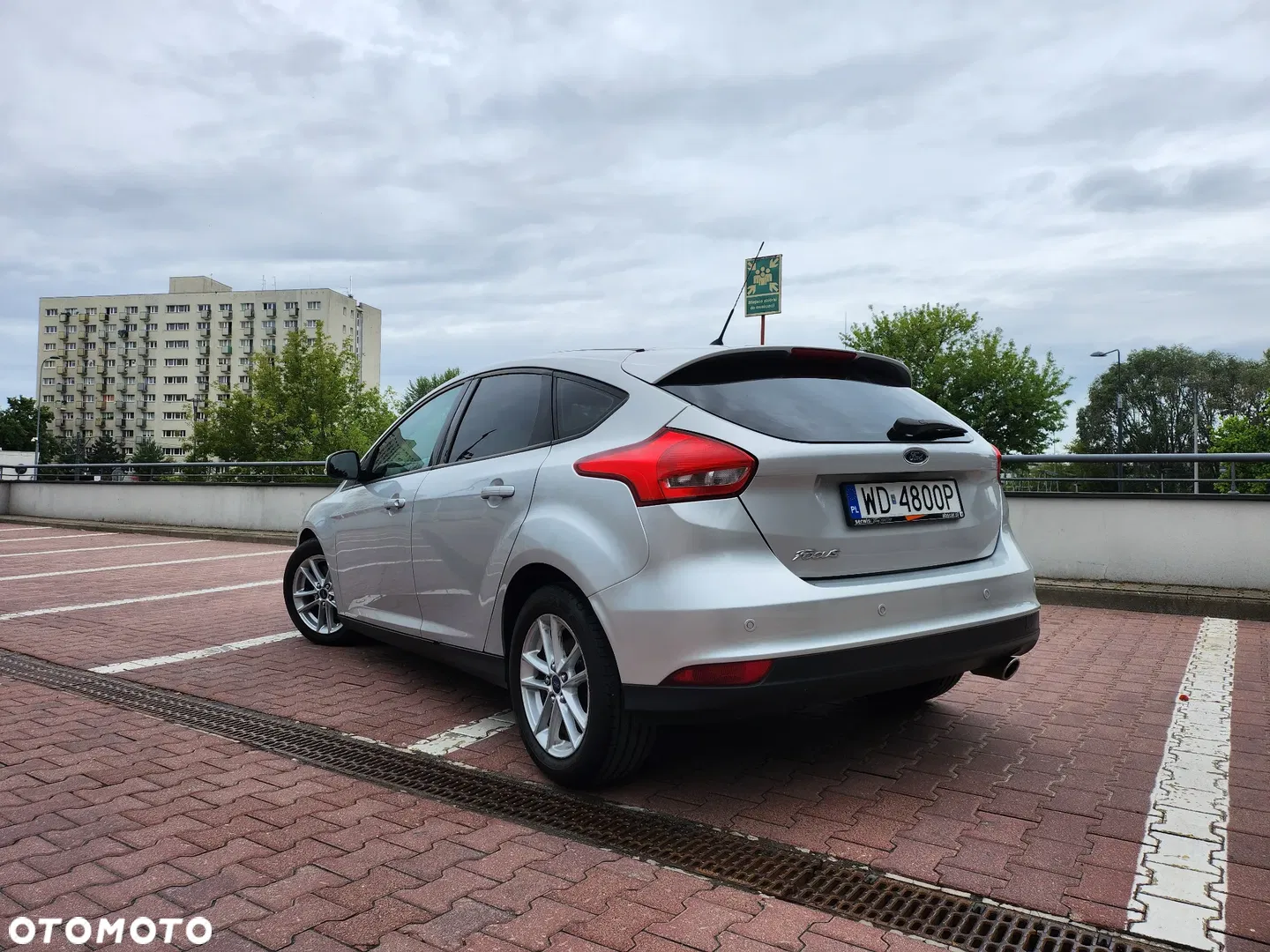 2017 Ford Focus 2.0 TDCi Trend ASS PowerShift, photograph 2