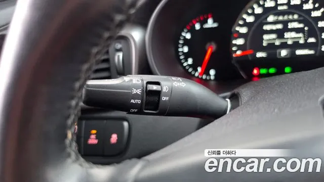 2015 Kia Sorento Diesel 2.0 2WD, photograph 2