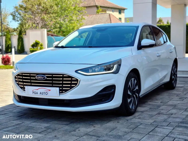 2023 Ford Focus 1.0 EcoBoost Hybrid TITANIUM X, photograph 3