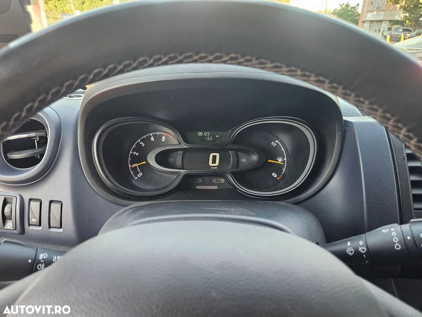 2016 Opel Vivaro, photograph 8