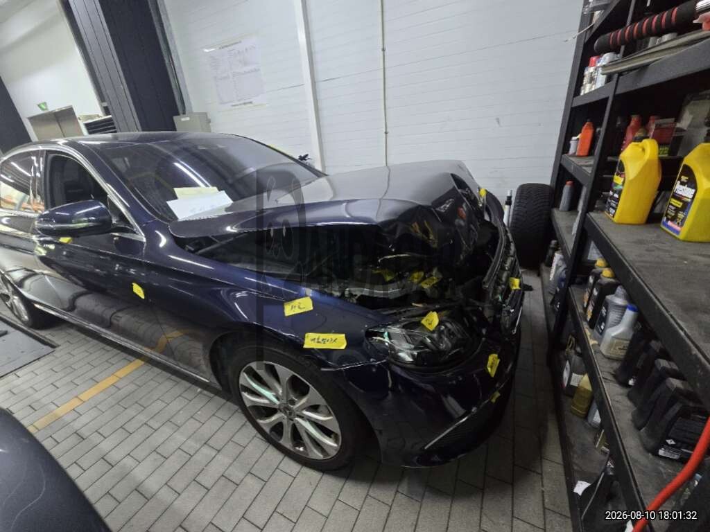 2019 Mercedes-Benz E300 4Matic, photograph 5