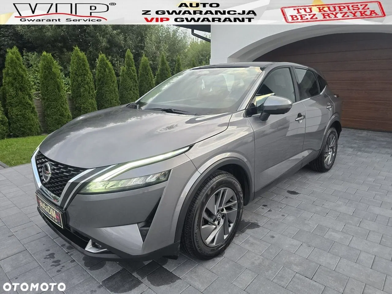 Nissan Qashqai — photo 1 of 33