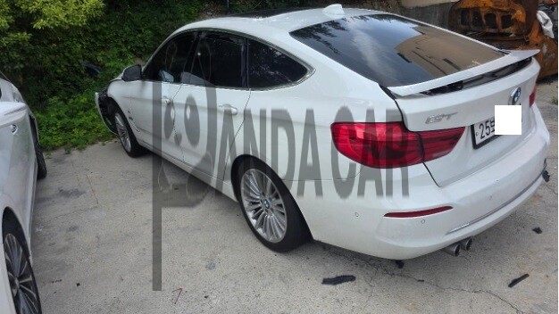 2018 BMW 320d Gran Turismo, photograph 3