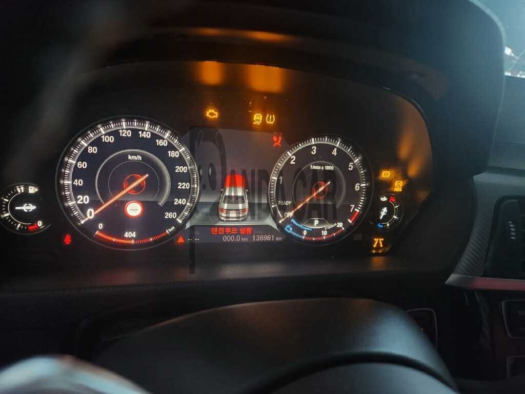 2018 BMW 330i, photograph 3