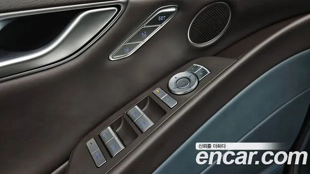 Genesis G80 Gasoline 2.5 Turbo AWD — photo 1 of 31