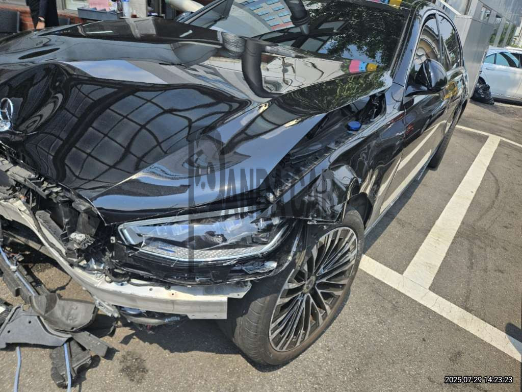 2024 Mercedes-Benz S 450 4MATIC, photograph 3