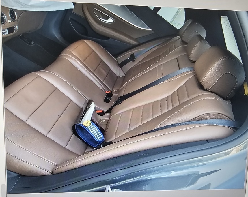2022 Mercedes-Benz E350 4MATIC, photograph 6