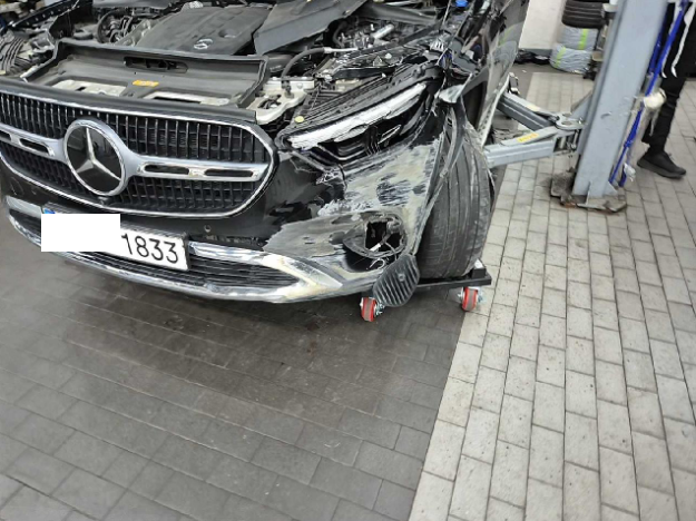 2023 Mercedes-Benz GLC220 d 4MATIC, photograph 3