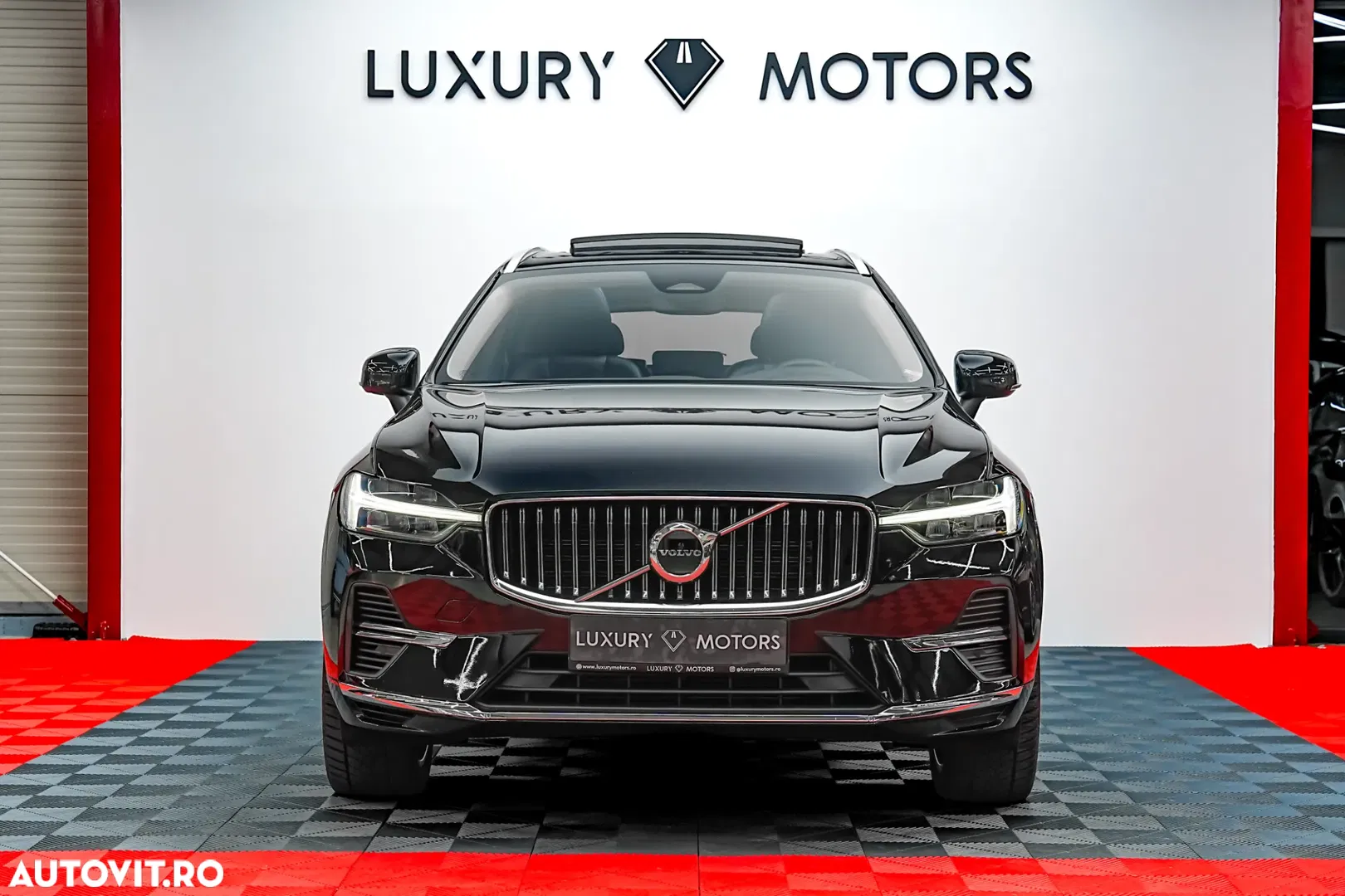 2021 Volvo XC 60 Recharge T6 Twin Engine eAWD Inscription Expression, photograph 3