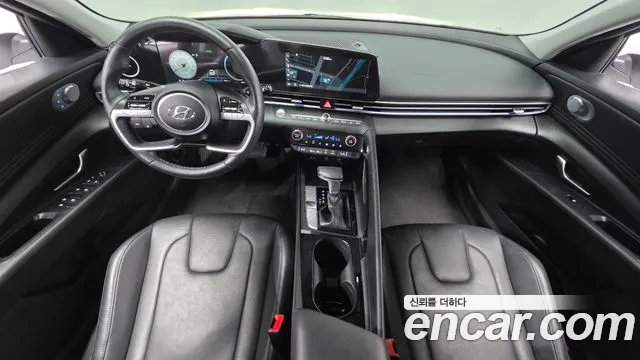 2022 Hyundai AVANTE 1.6, photograph 3