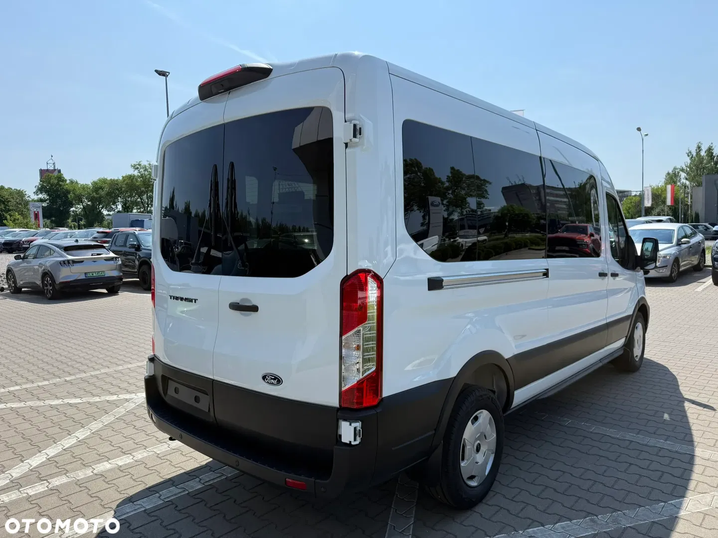 2026 Ford Transit Kombi L3H2 Trend, photograph 7