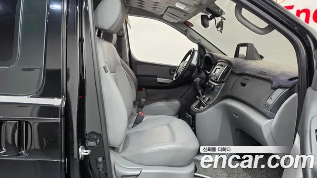 2020 Hyundai Starex 4WD Camping car, photograph 5