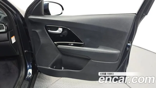 2018 Kia Niro Prestige, photograph 8
