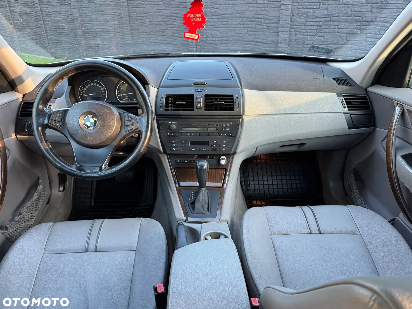 2005 BMW X3, photograph 12