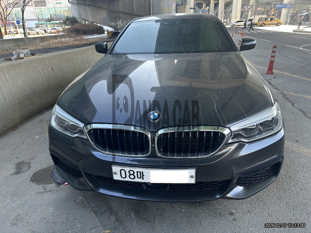 2019 BMW 530i xDrive M Sport Package Plus, photograph 1