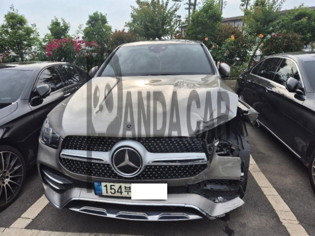 2021 Mercedes-Benz GLE400 d 4MATIC Coupe, photograph 1
