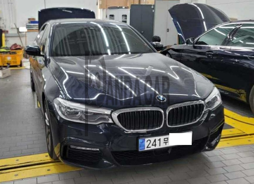 2018 BMW 530i, photograph 1